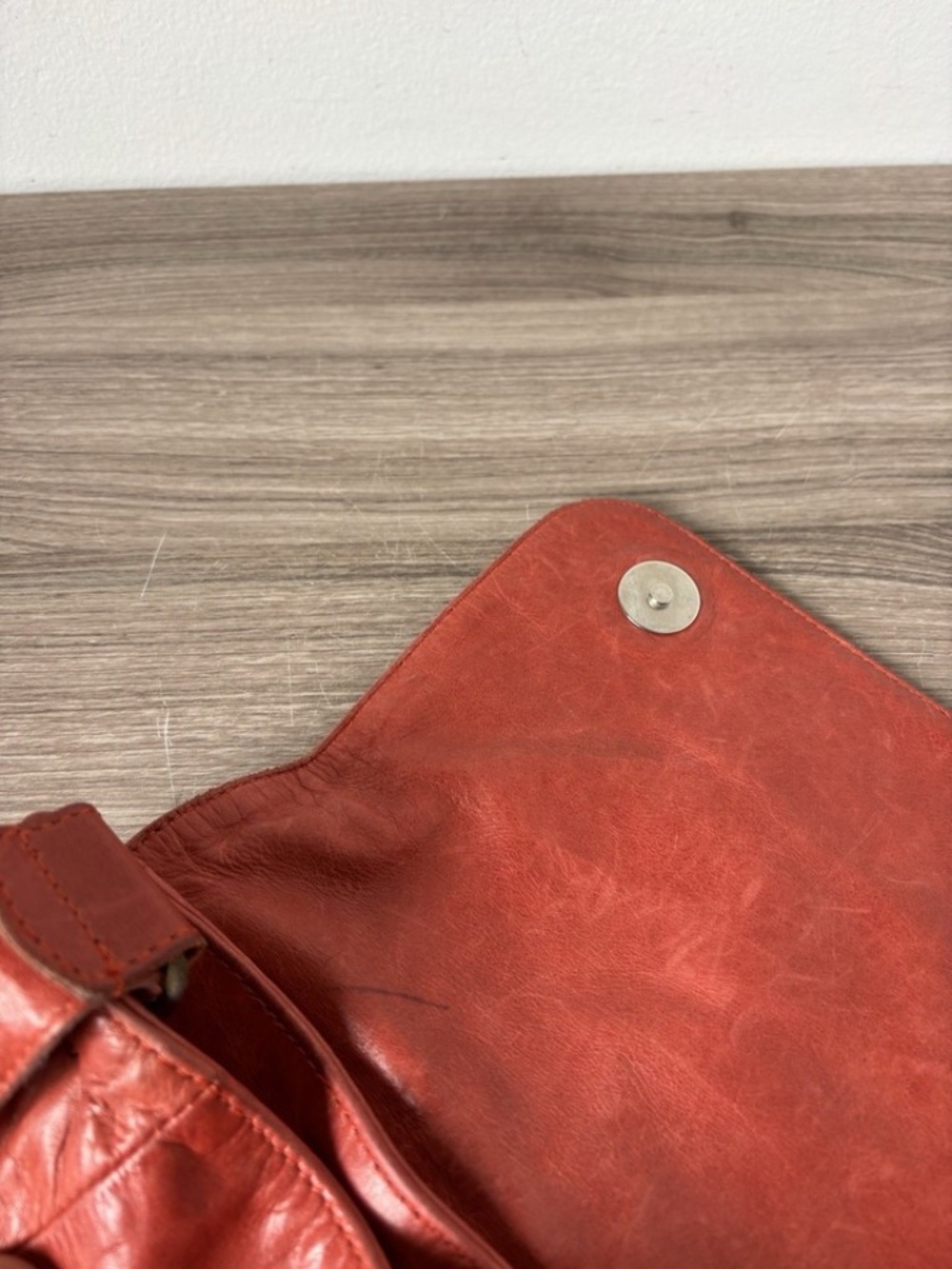 M0851 Crossboy 100% Leather Orange Made In Canada Authentic ❤️  thefashionseller - Picture 4 of 8